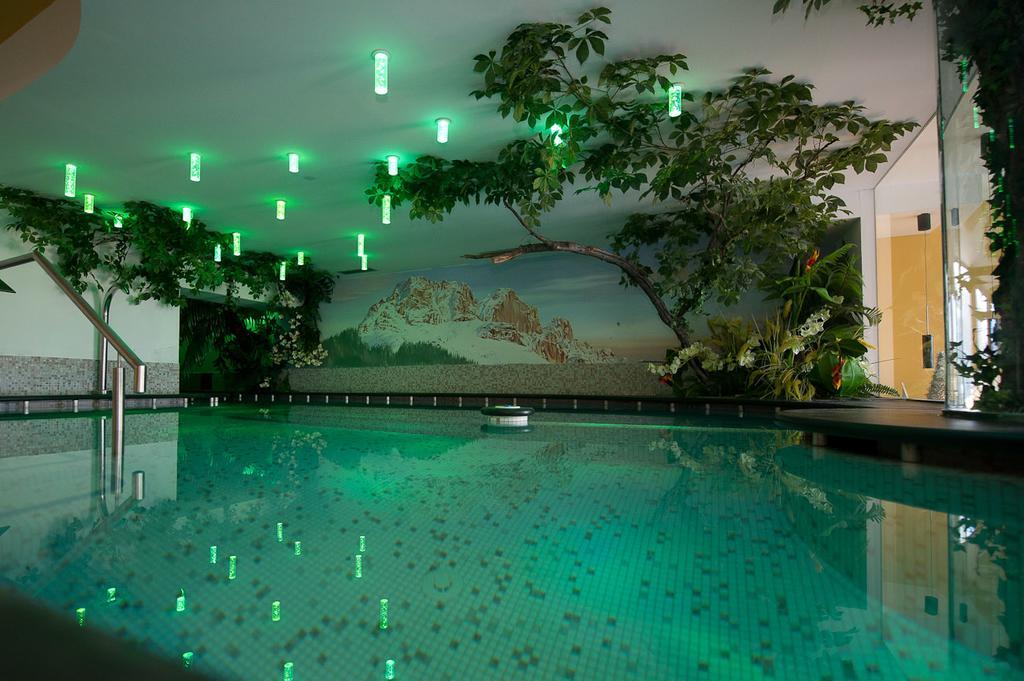 Family & Wellness Hotel Fontana Vigo di Fassa Εξωτερικό φωτογραφία